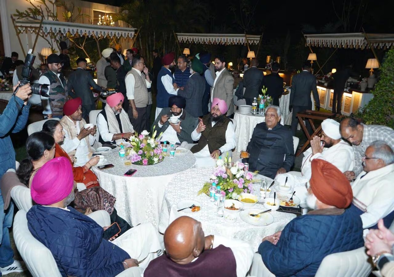 Bajwa’s Dinner Meet Shows Congress Unity Push