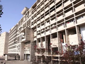 Bomb Threat to Punjab Secretariat