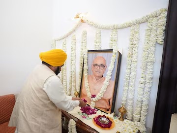 CM Mann Condoles Sandeep Gillhotra’s Demise