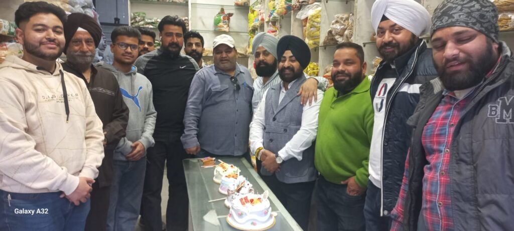 DVR Welfare Association Treasurer Aman Arora’s Birthday Celebrated with Enthusiasm in Amritsar