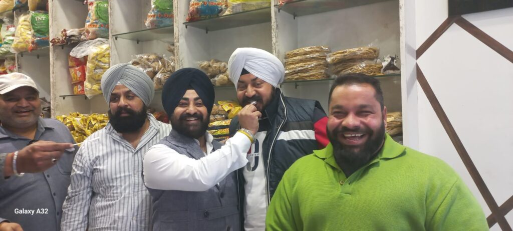 DVR Welfare Association Treasurer Aman Arora’s Birthday Celebrated with Enthusiasm in Amritsar