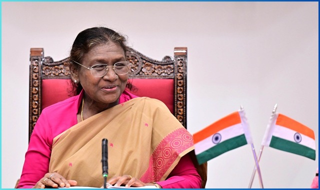 President Murmu Reviews IFR 2026 in Vizag