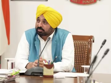 Punjab CM Pledges Commitment to Equality, Announces State-Level Event for Guru Ravidas Ji