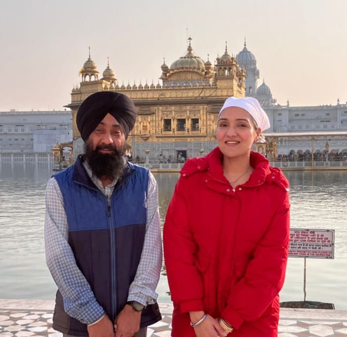 Tina Ahuja Visits Golden Temple Amritsar