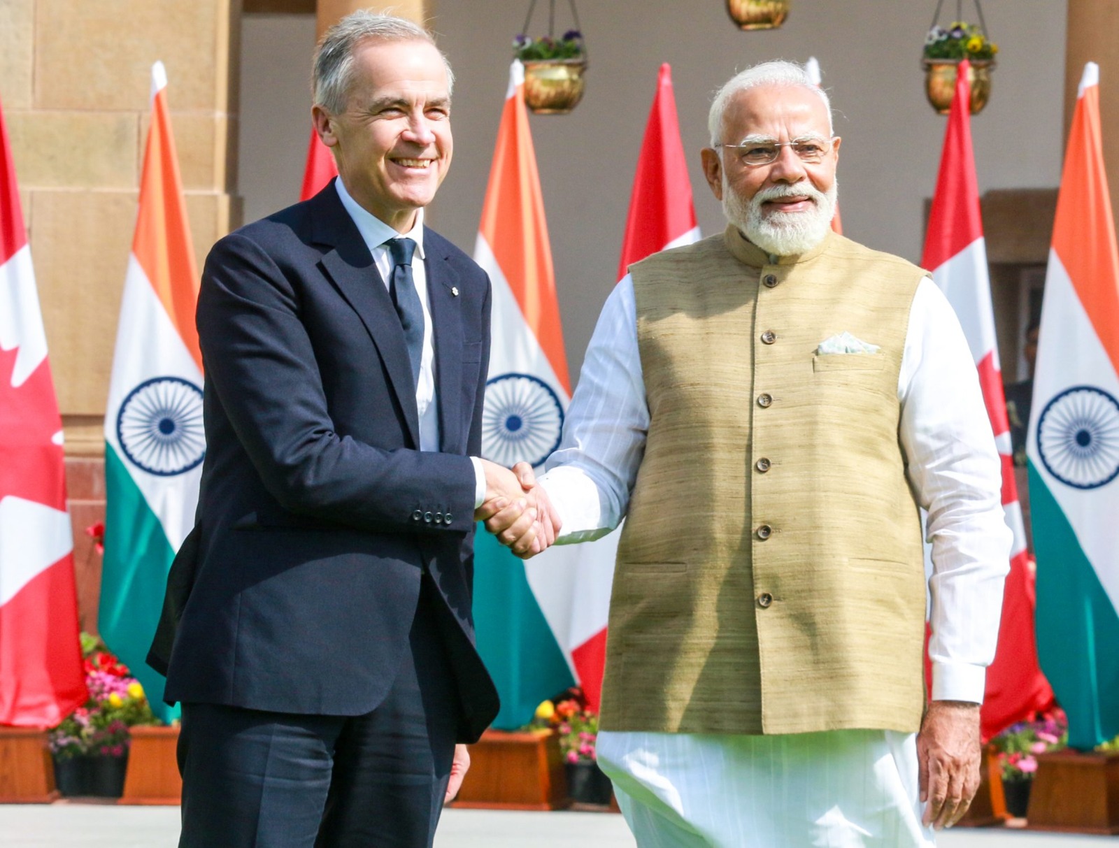 Modi, Carney Hold Strategic Talks in Delhi