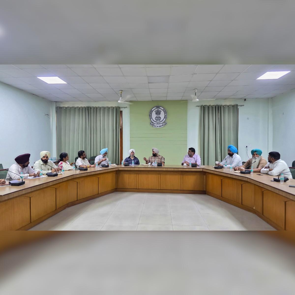 Amritsar Food Safety Meeting, Strict Action on Adulteration