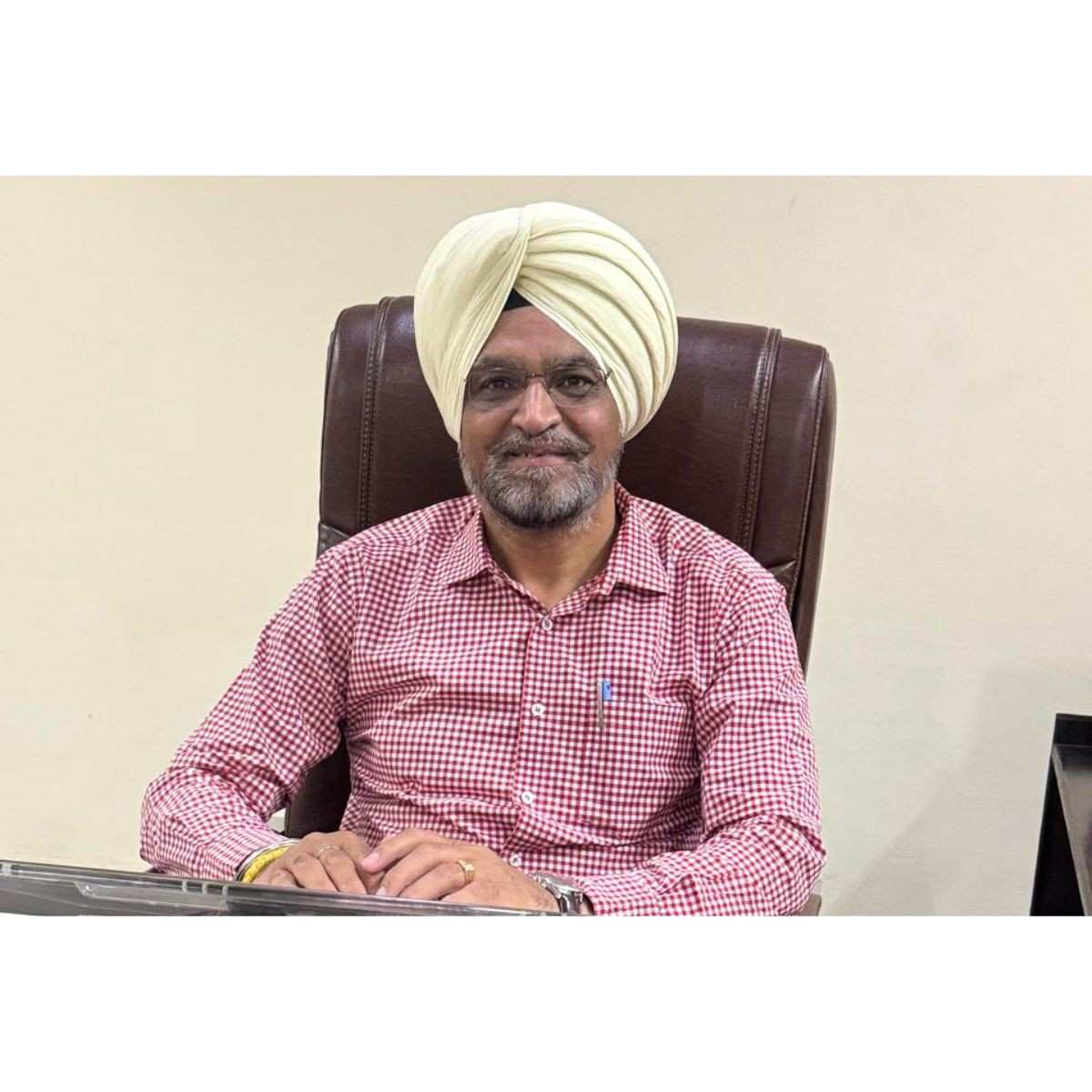 Bikramjit Singh Purewal Takes Charge as Amritsar Officer