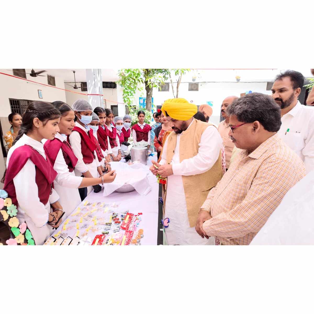 Business Blaster Project Punjab Boosts Student Startups