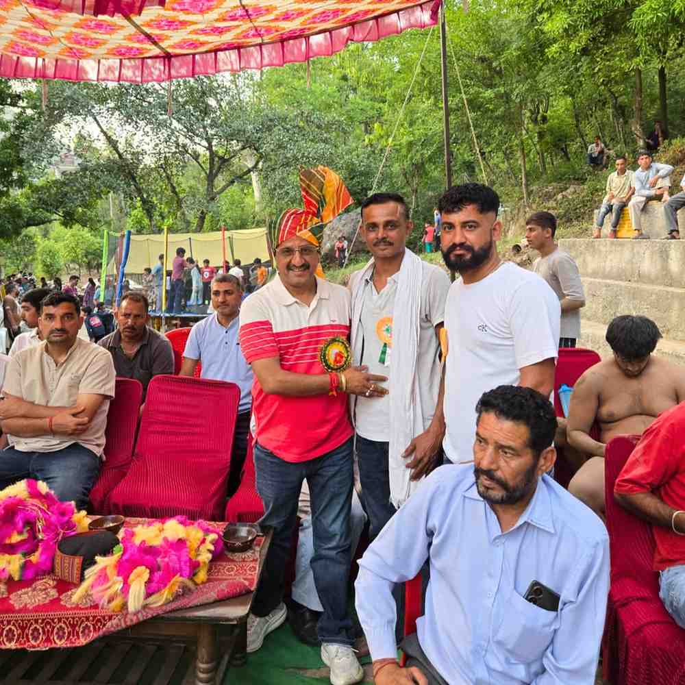 Strong Contender in Barmana Polls Rajesh Kumar Gains Support
