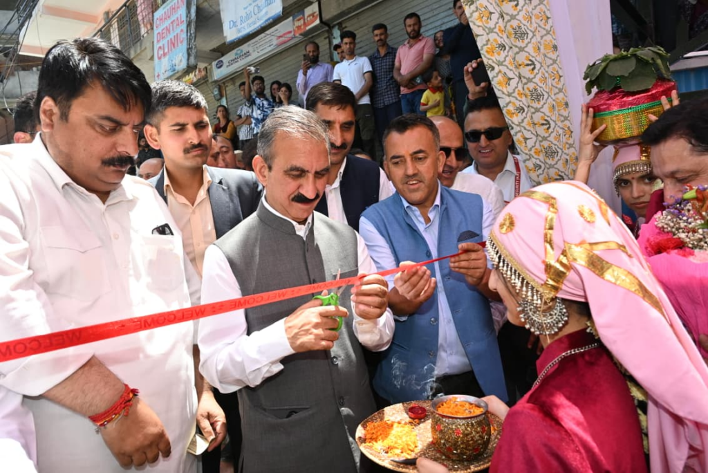 CM Sukhu Interacts with Students at Nerwa School Shimla