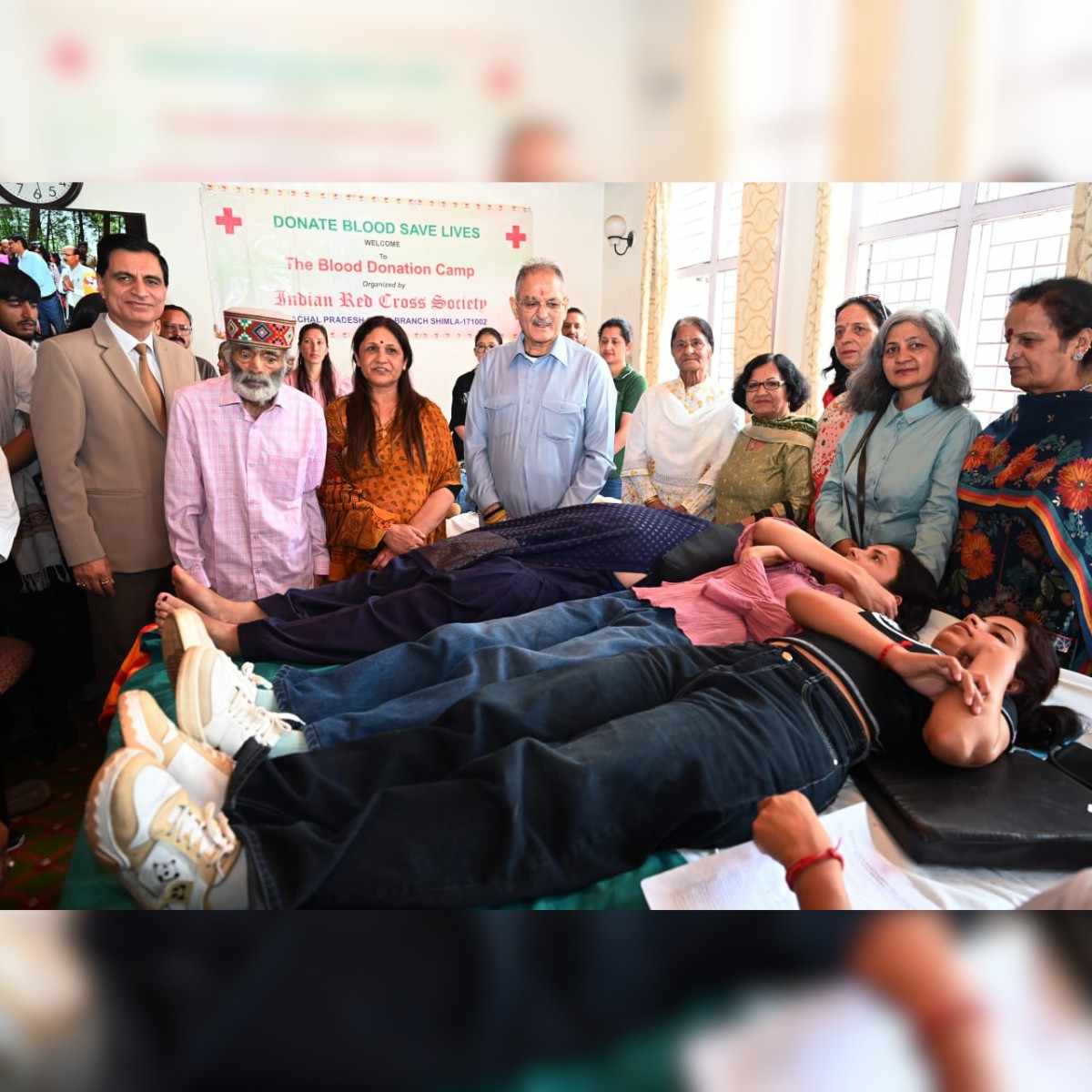 Governor Praises Red Cross Efforts in Public Health