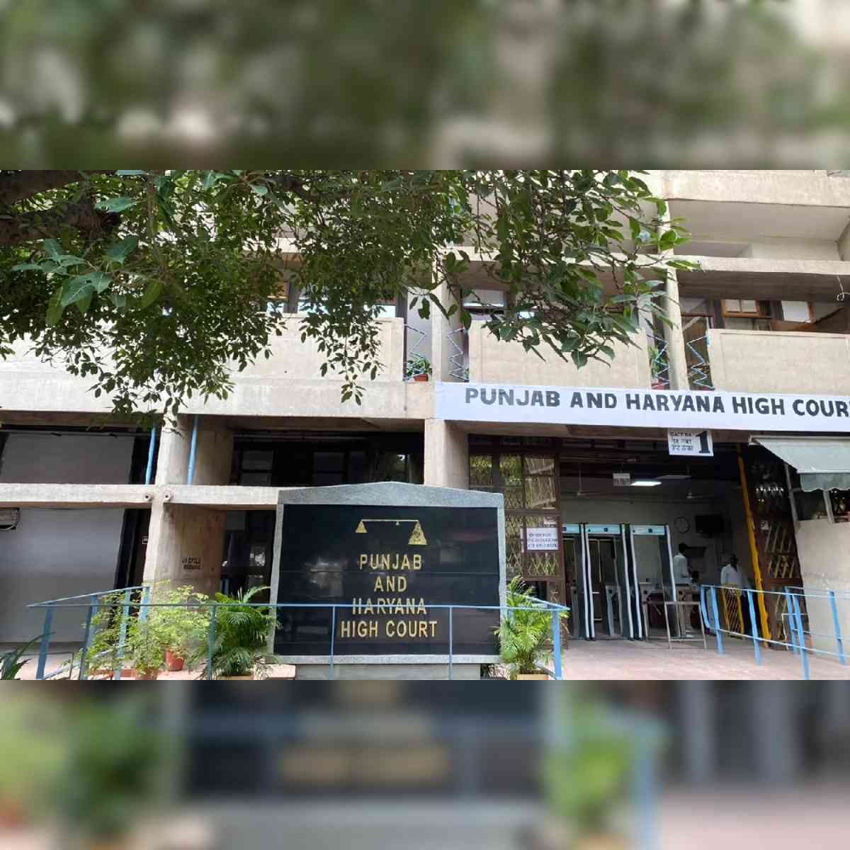 HC Denies Police Protection to Live-in Couple Case