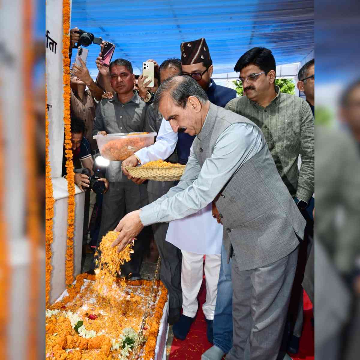 Tribute to Virbhadra Singh Paid by CM Sukhu in Shimla